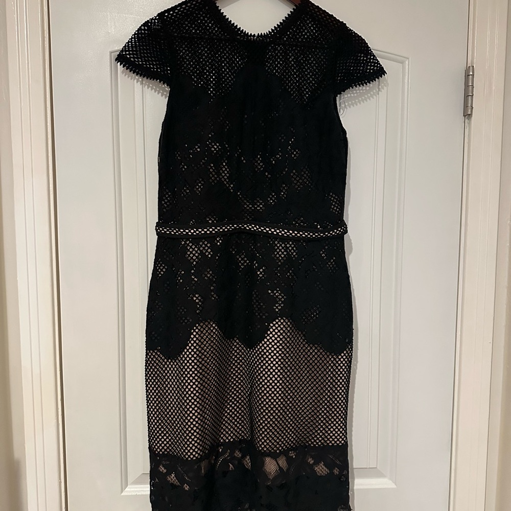 Elegant Black Lace Midi Dress